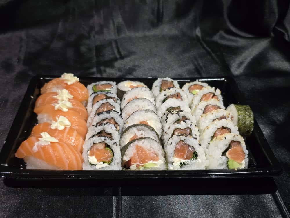 Combinado solo salmon -  30 piezas