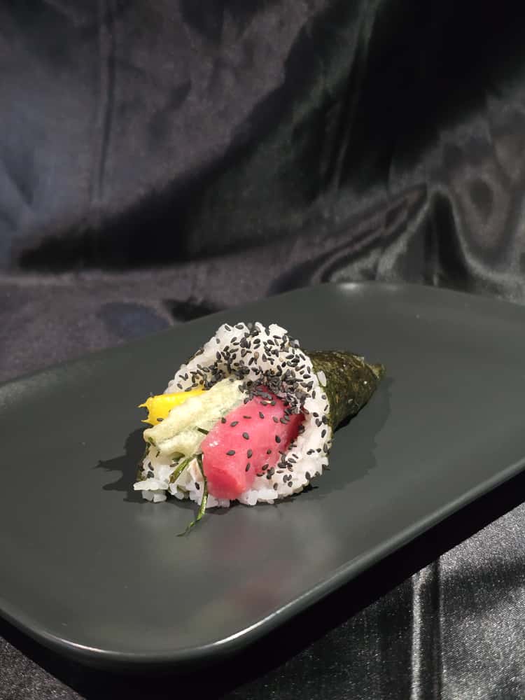 temaki red tuna